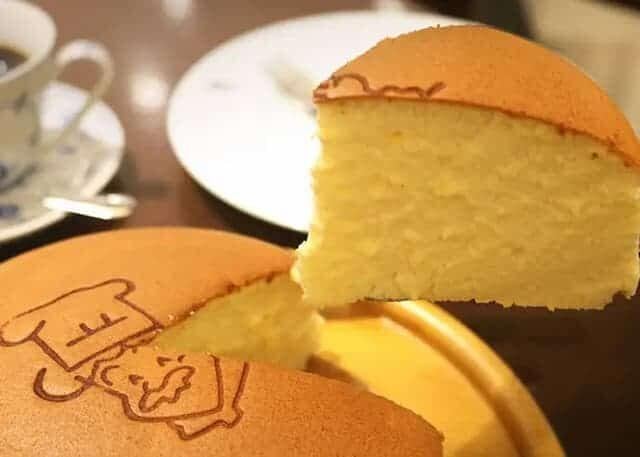 워드프레스_4_6_치즈 케이크_출처 food in japan_https-:www.foodinjapan.org:kansai:oosaka:rikuro-cheesecake
