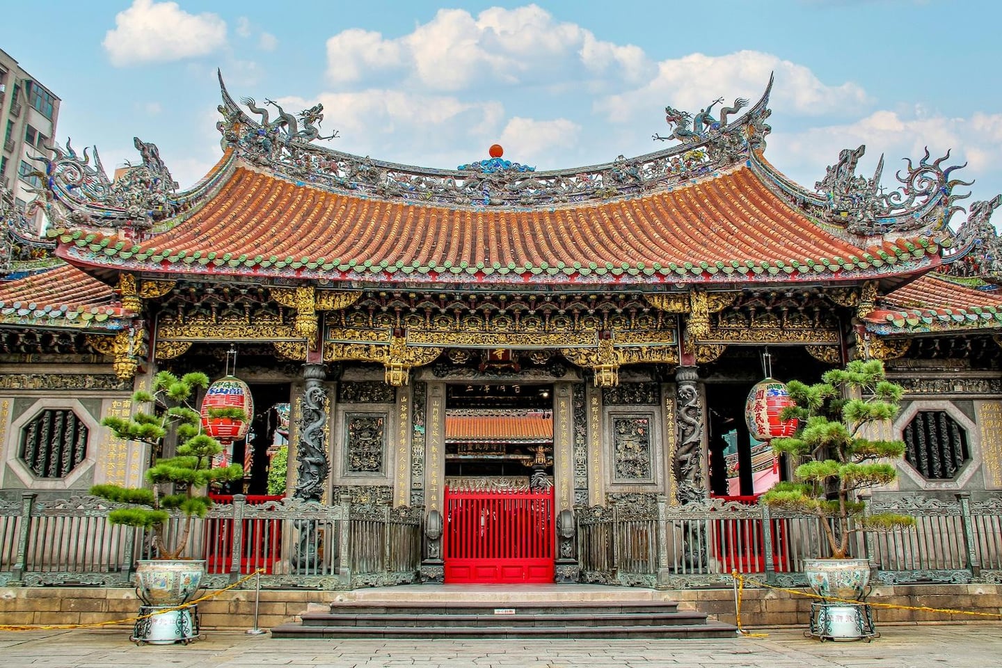 스팟체험_대만_타이베이_용산사_unsplash_krPkCYVahXc