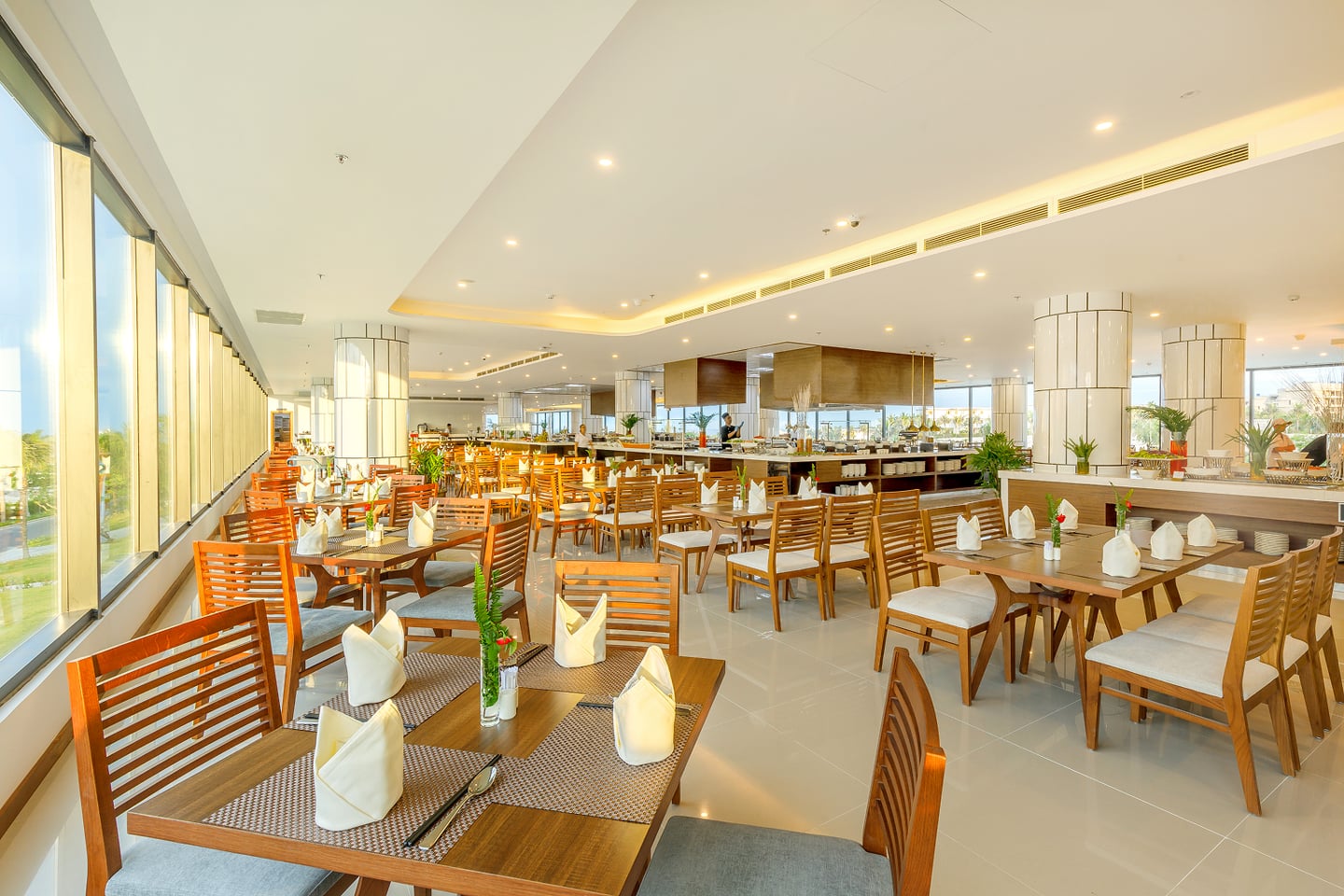 숙소_나트랑_셀렉텀 노아 깜란_32_Jul 17 - Selectum Noa Buffet-1