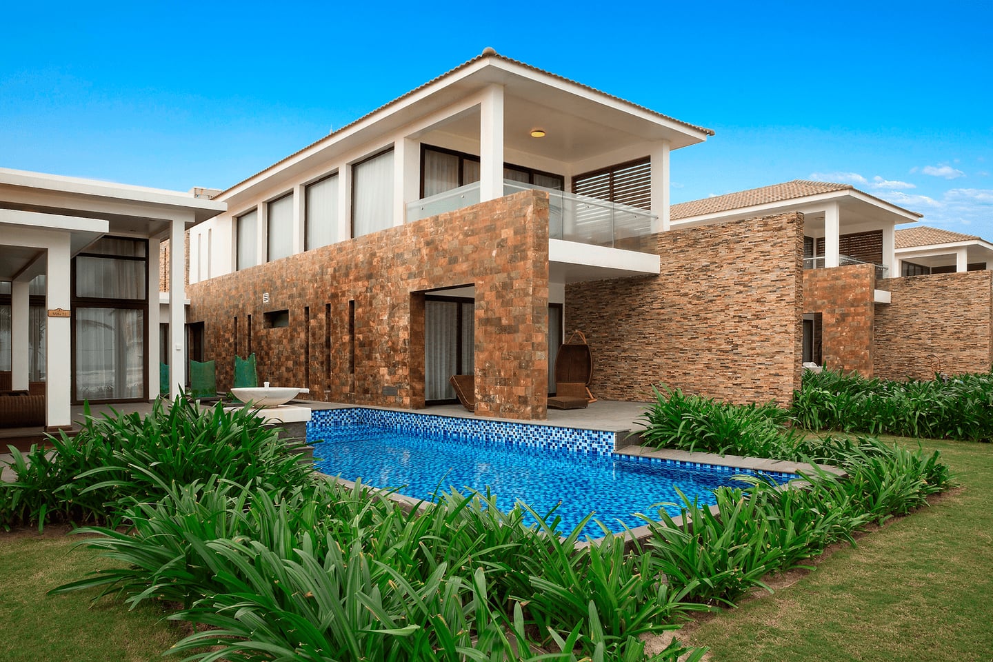 숙소_다낭_메리어트 리조트&스파_28_MH_DADMR_Villas_beachfront_Exterior_1 1