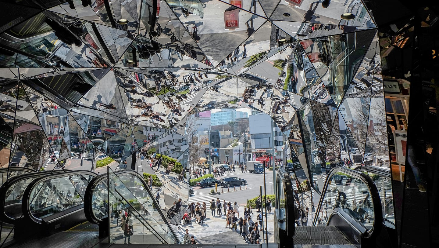 스팟체험_도쿄_오모테산도 힐즈_unsplash_rEWbgyFYcF0 1