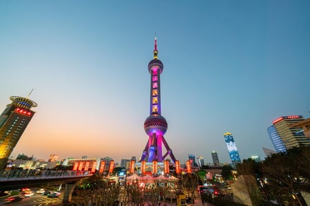 동방명주, 화려한 불빛이 켜진 랜드마크