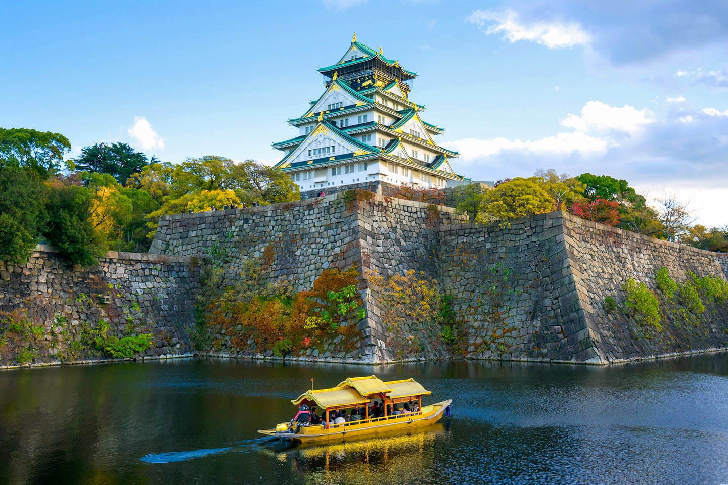 오사카_오사카성_07_shutterstock_1085839040