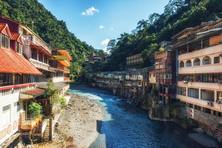 타이베이 근교 우라이 여행, 에메랄드빛 온천과 힐링 당일치기 코스