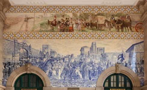 상벤투역, 포르투 여행에서 세상에서 가장 아름다운 기차역을 만나는 법