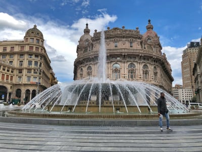 제노바 여행의 심장, 페라리 광장 완전 정복 (코스/맛집/꿀팁)