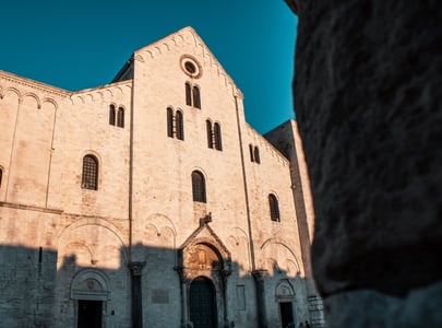 이탈리아 바리 성 니콜라스 대성당, 산타클로스의 기원을 찾아서